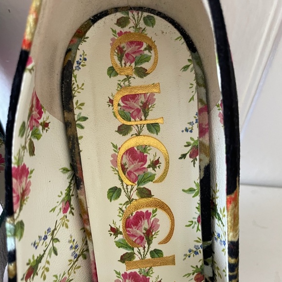 GUCCI Sylvie Pointy Toe Mary Jane Pump (Women) Size 40 Great Condition Worn Once - Picture 15 of 16